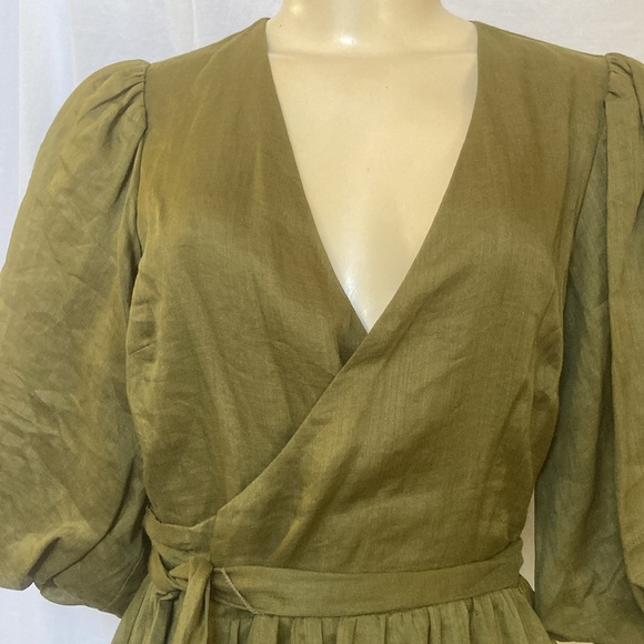 EVERY CLOTHING Women Green Mini Wrap Dress Size Small V-Neck Puffy Sleeves NWOT - Picture 2 of 7